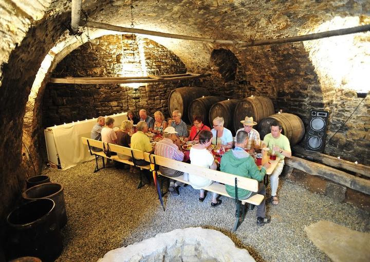 Gasthaus und Manufaktur Krone Wermutshausen