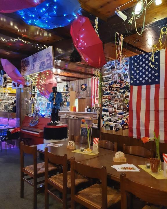 Henk's American Diner